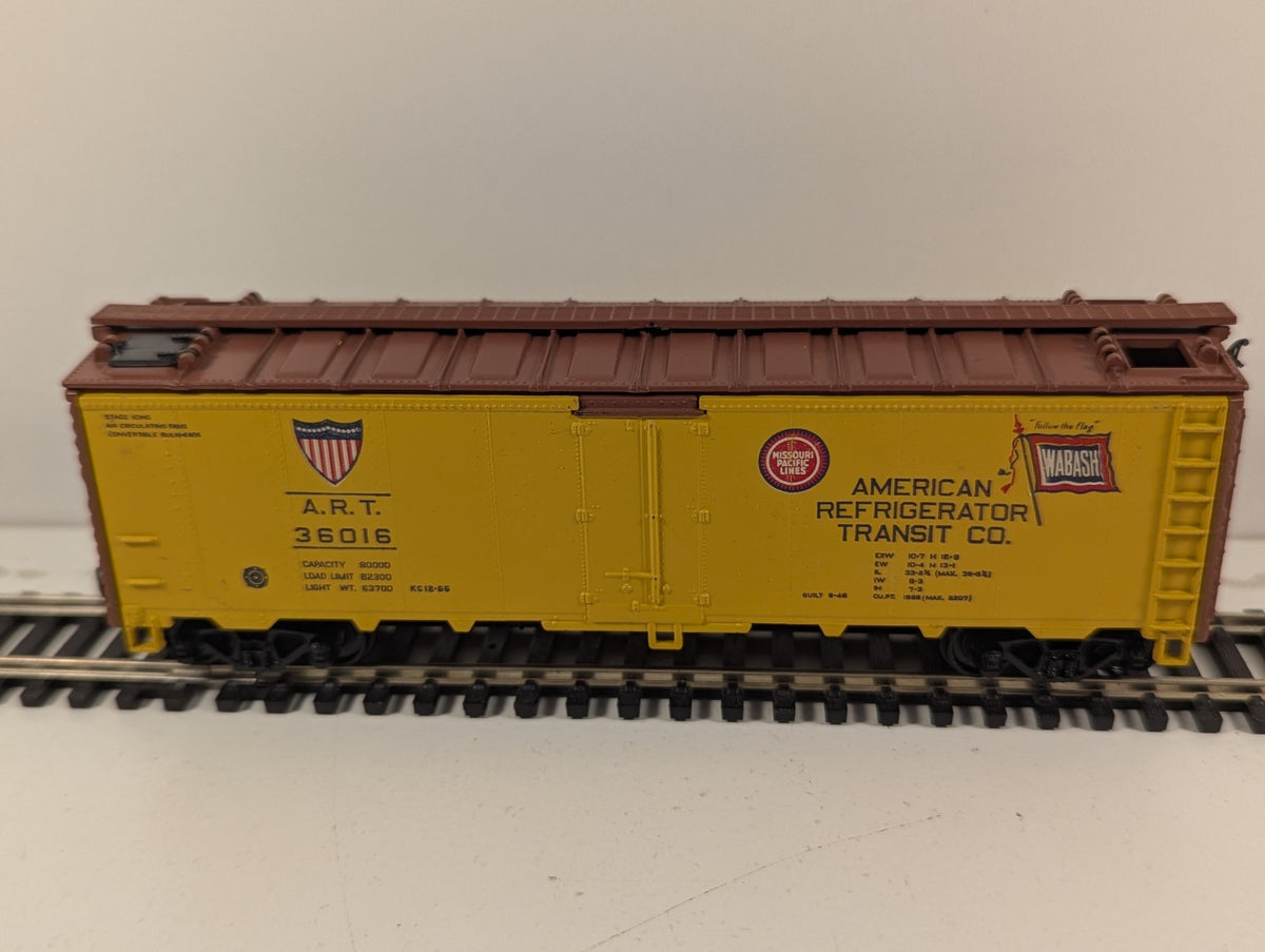 Athearn HO Gauge American Refrigerator Transit Reefer Wagon