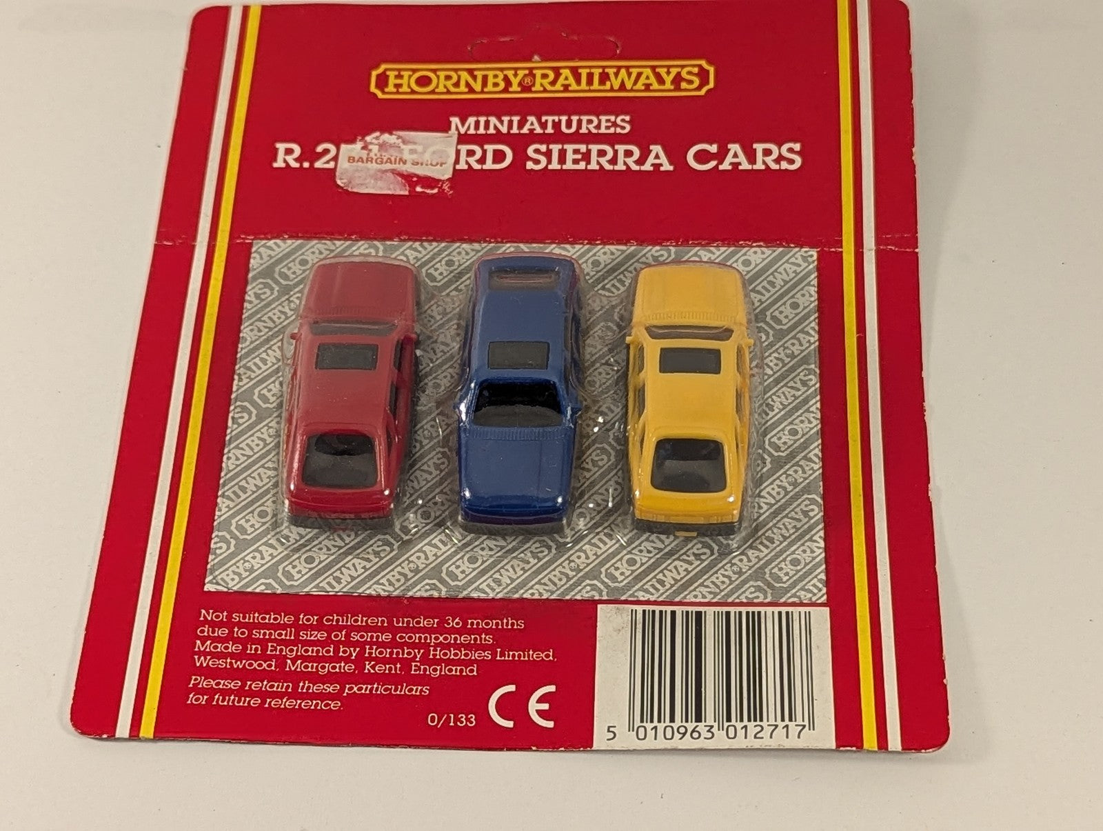 Hornby OO Gauge Ford Sierra Cars Vehicles Red, Blue and Yellow R203