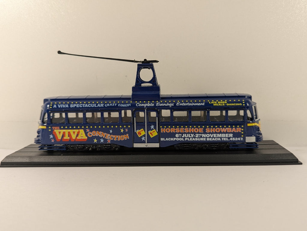 Corgi 1:76 / OO Scale Blackpool Brush Railcoach Diecast Model 621