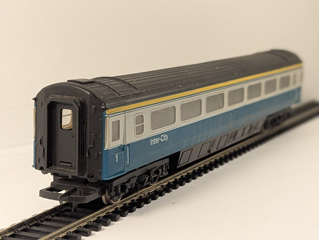 Hornby OO Gauge BR Mk3 First Class Coach Passenger Coach BR Blue & Grey R426