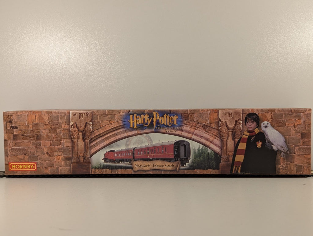 Hornby R4149A Hogwarts Express Brake Coach