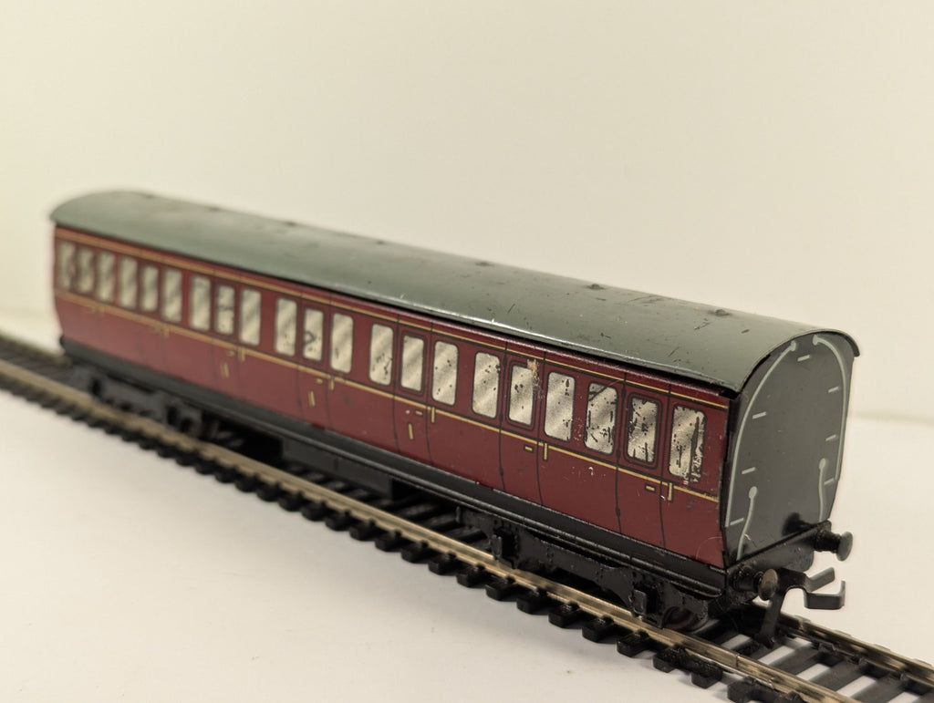 Hornby Dublo OO Gauge Tinplate BR Mk1 1st Class Suburban Coach Maroon