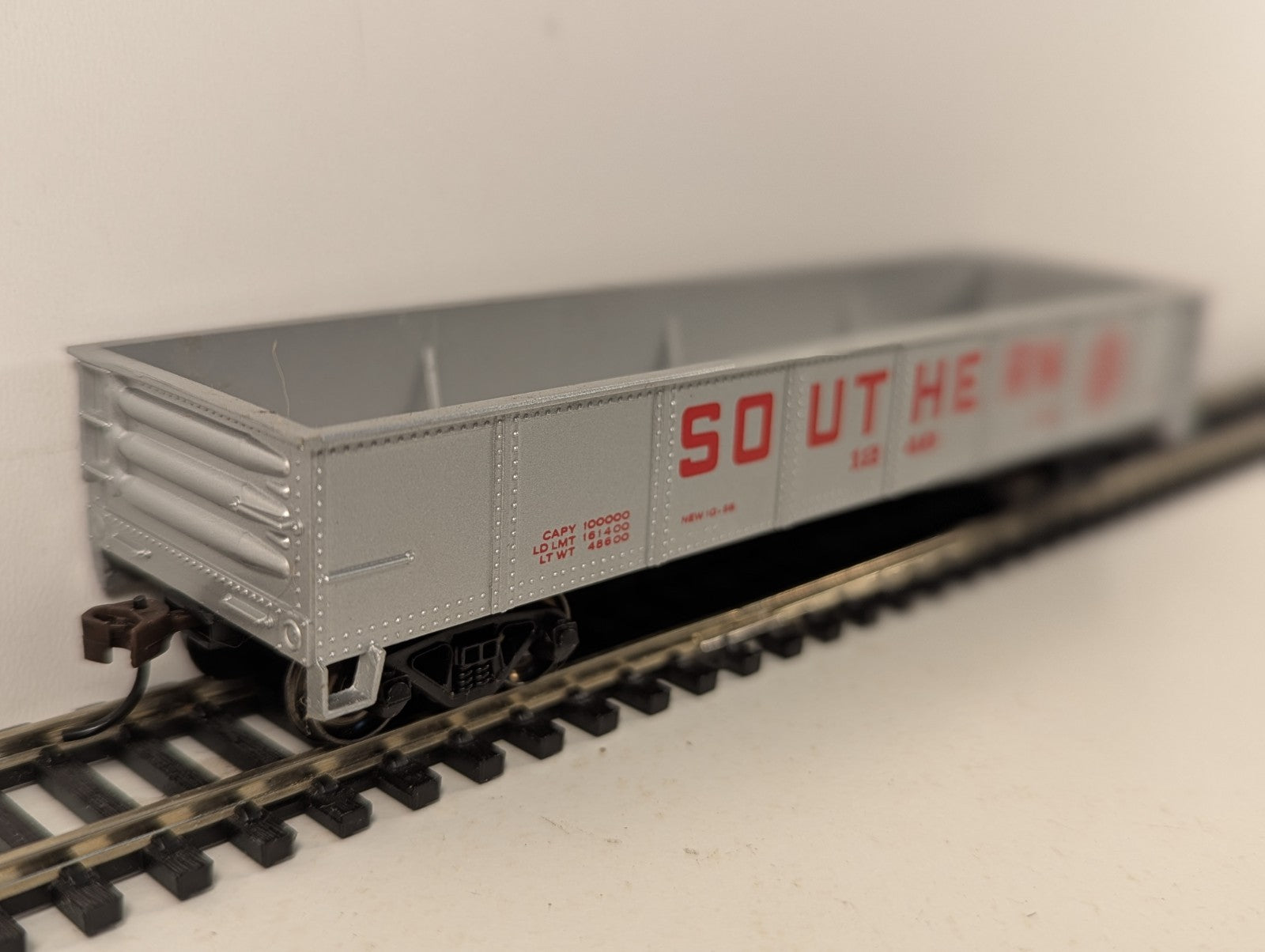 Bachmann HO Gauge 40ft Gondola Goods Wagon 1246 Southern 17204