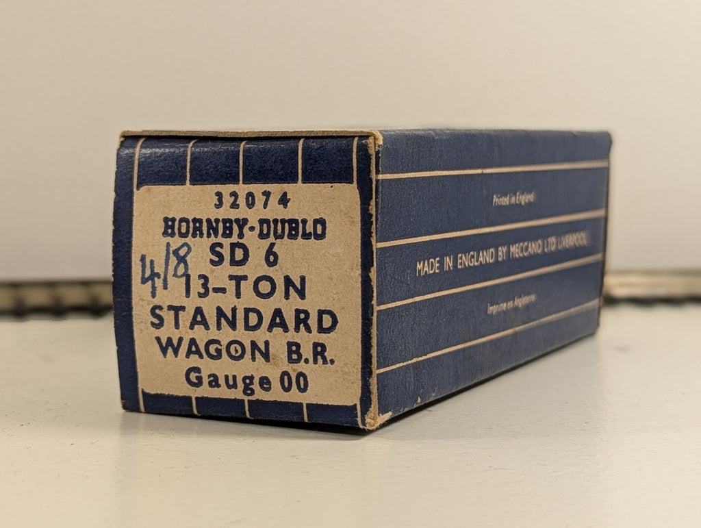 Hornby Dublo 32074 OO Gauge SD6 Grey BR 13-Ton Standard Wagon - Boxed
