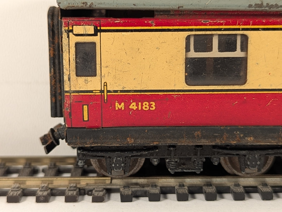 Hornby Dublo OO Gauge BR Crimson and Cream Composite Coach Passenger Coach