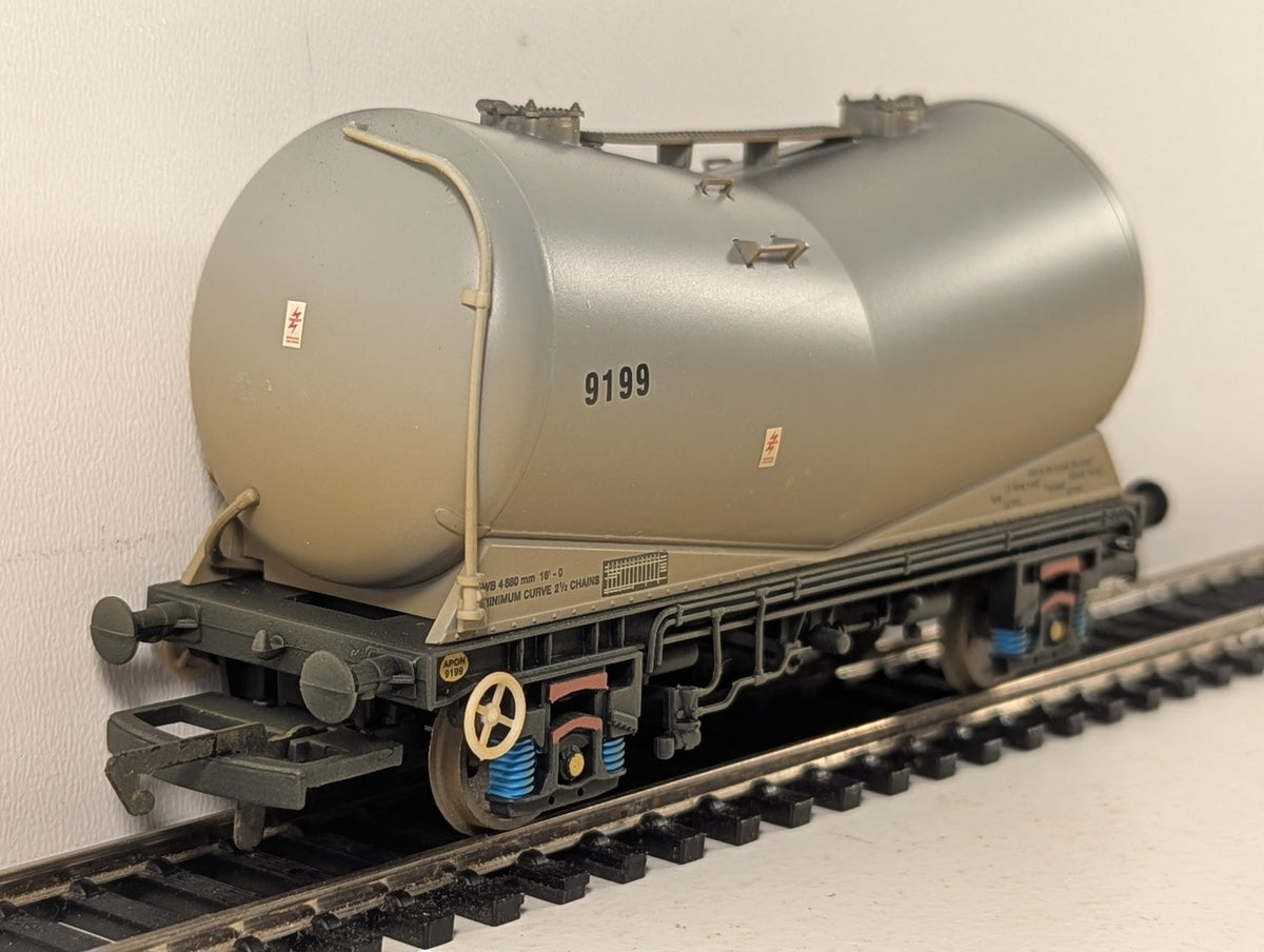 Hornby OO Gauge PCA Metalair Bulk Powder Wagon Goods Wagon 9199 Grey R6244