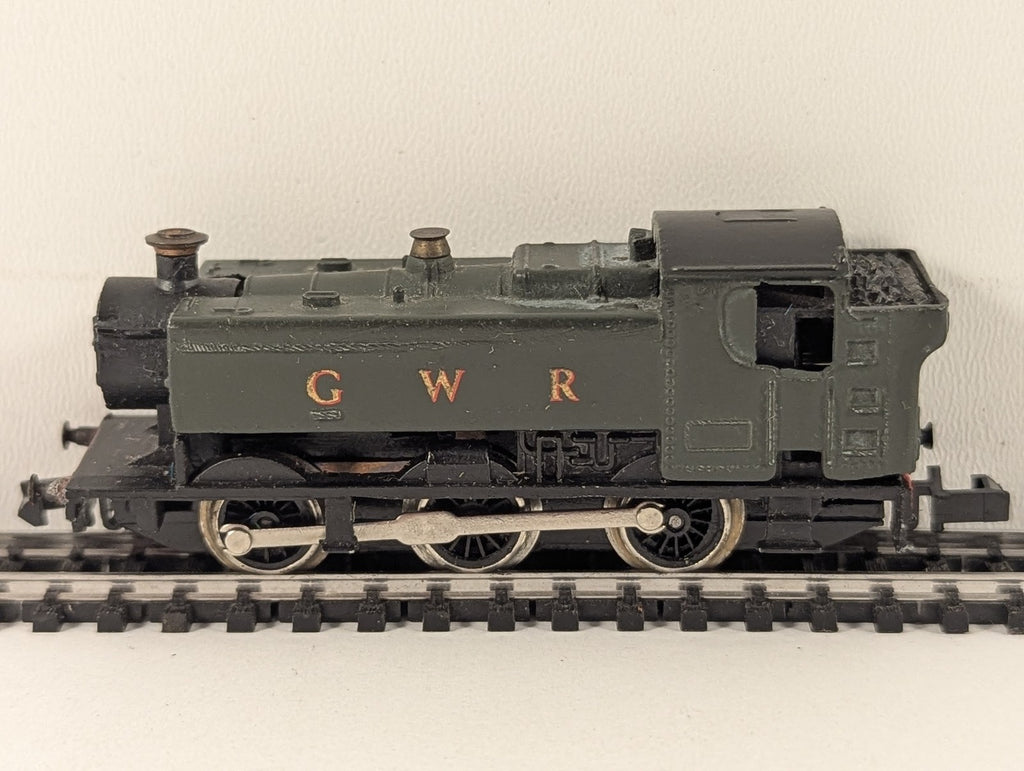 Graham Farish N Gauge GWR Class 94xx 0-6-0 Pannier Tank Steam Locomotive