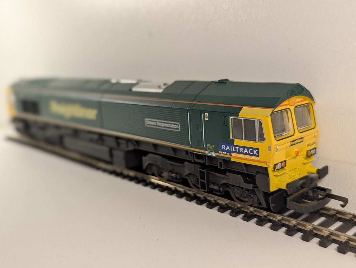 Lima OO Gauge Class 66 506 'Crewe Regeneration' Diesel Locomotive 66506