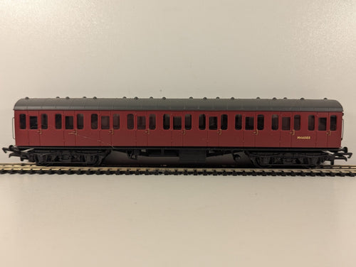 Bachmann OO Gauge 57ft BR Mk1 Suburban Passenger Coach M46083 BR Crimson