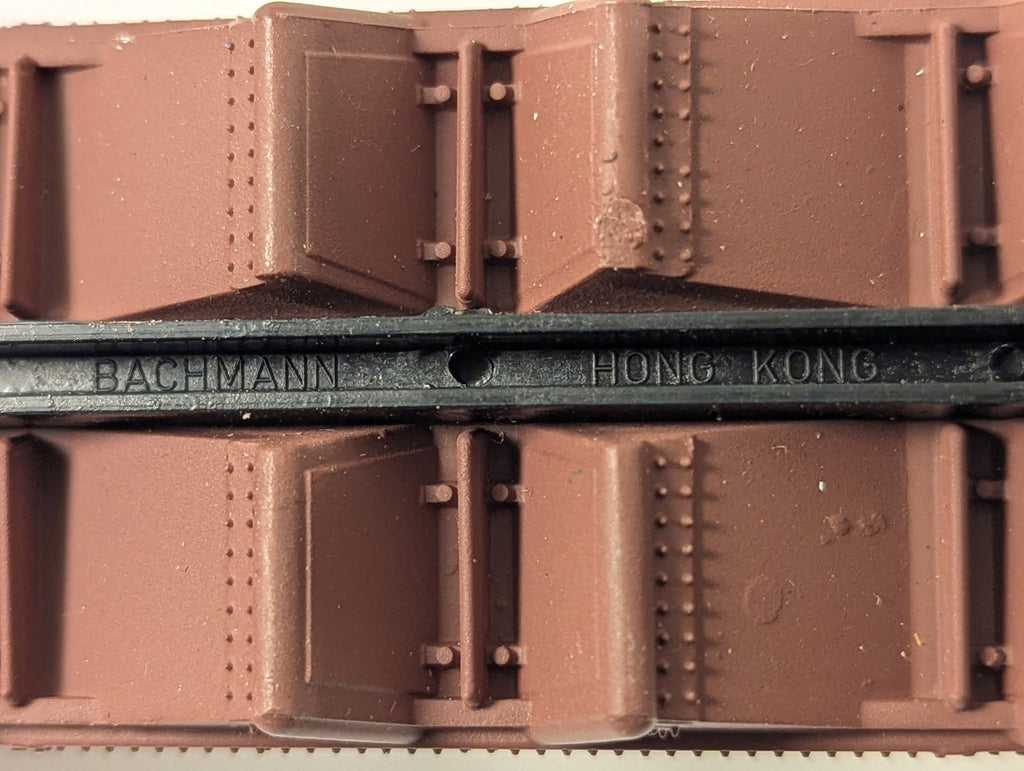 Bachmann HO Gauge Southern 3-Bay Offset Side Hopper Wagon 352452 Southern brown