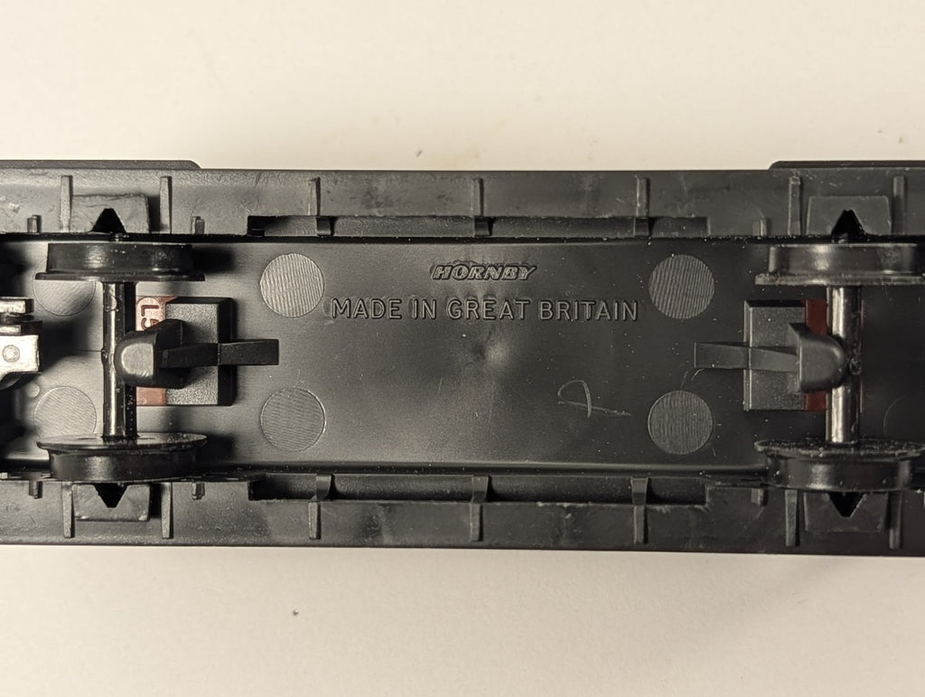 Hornby OO Gauge SR 20 Ton Pillbox Brake Van 55918 SR Brown R124
