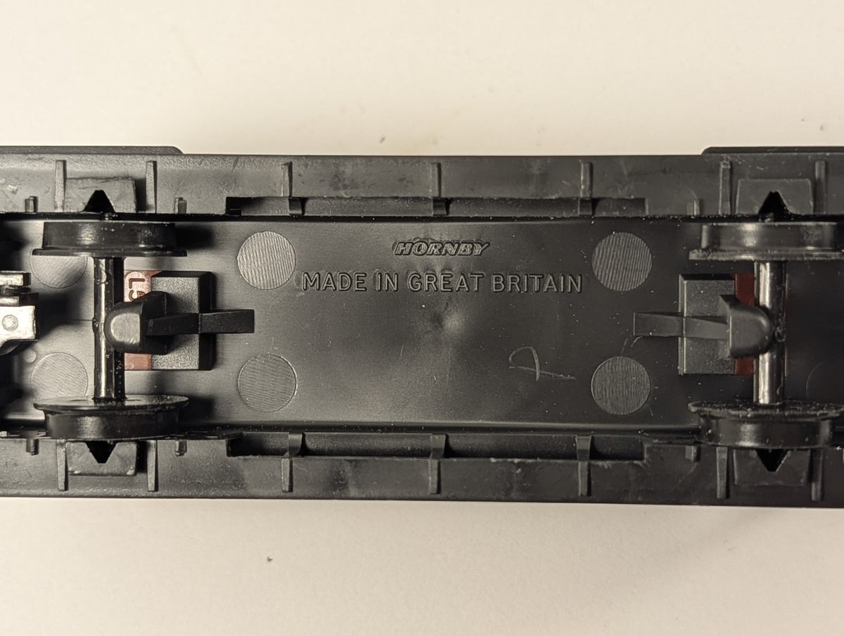 Hornby OO Gauge SR 20 Ton Pillbox Brake Van 55918 SR Brown R124