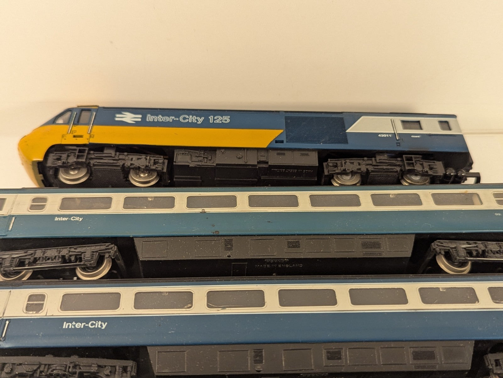 Hornby OO Gauge BR Blue Grey Class 43 HST Inter-City 125 4-Car Train Pack