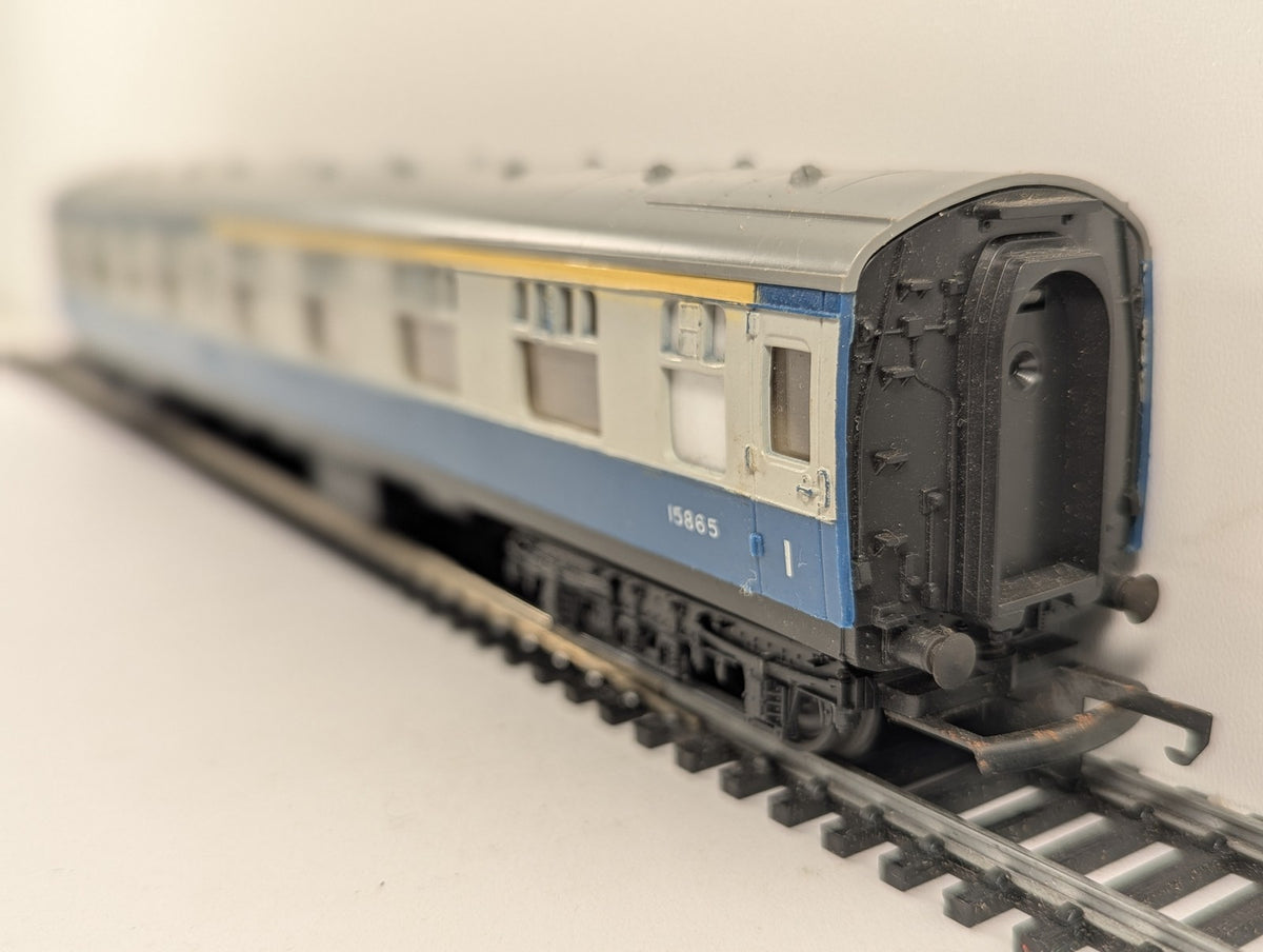 Tri-ang OO Gauge BR Mk1 Coach Passenger Coach M7071 / 15865
