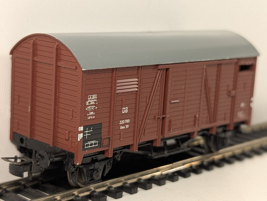 Liliput L225303 Deutsche Bundesbahn Covered Goods Wagon