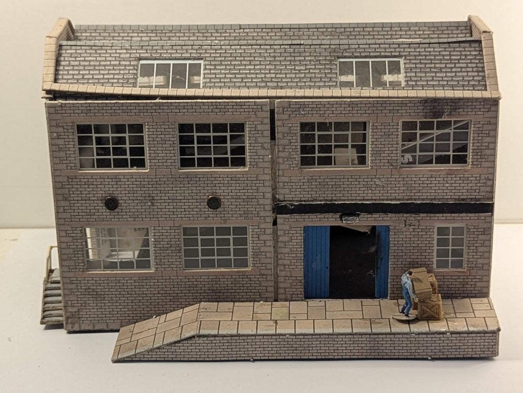 Metcalfe OO Gauge Built Card Kit Lambert Engineering Factory Warehouse