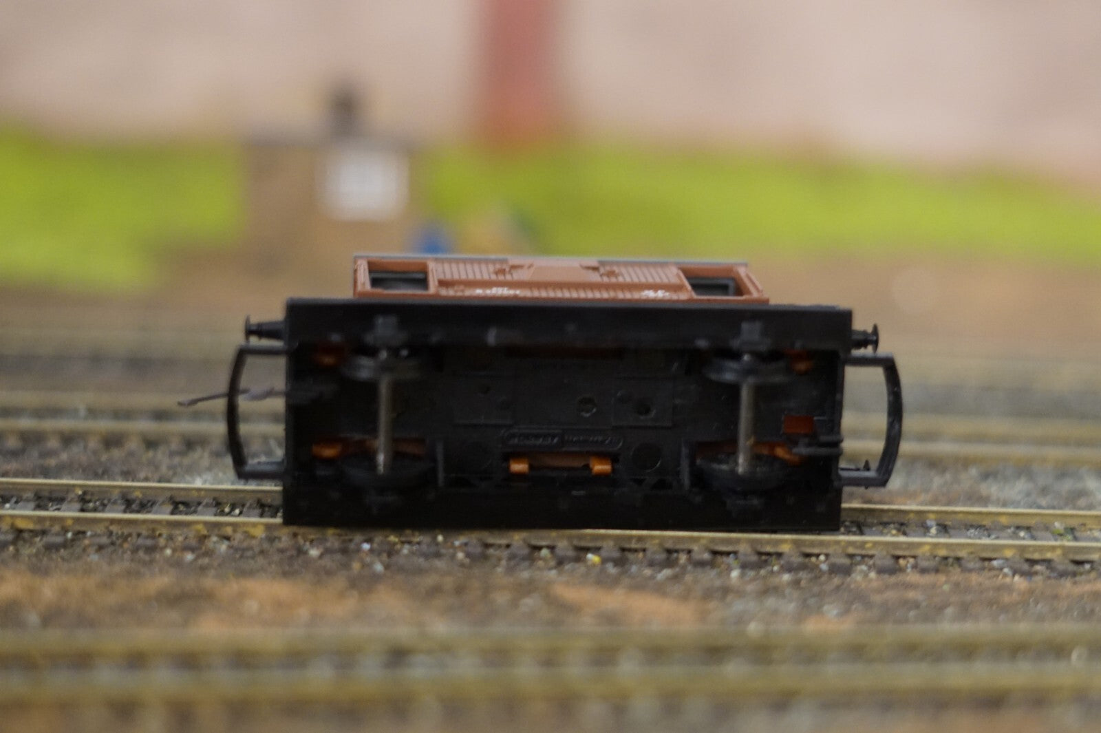Hornby R6368 OO Gauge BR 20 Ton Brake Van Bauxite