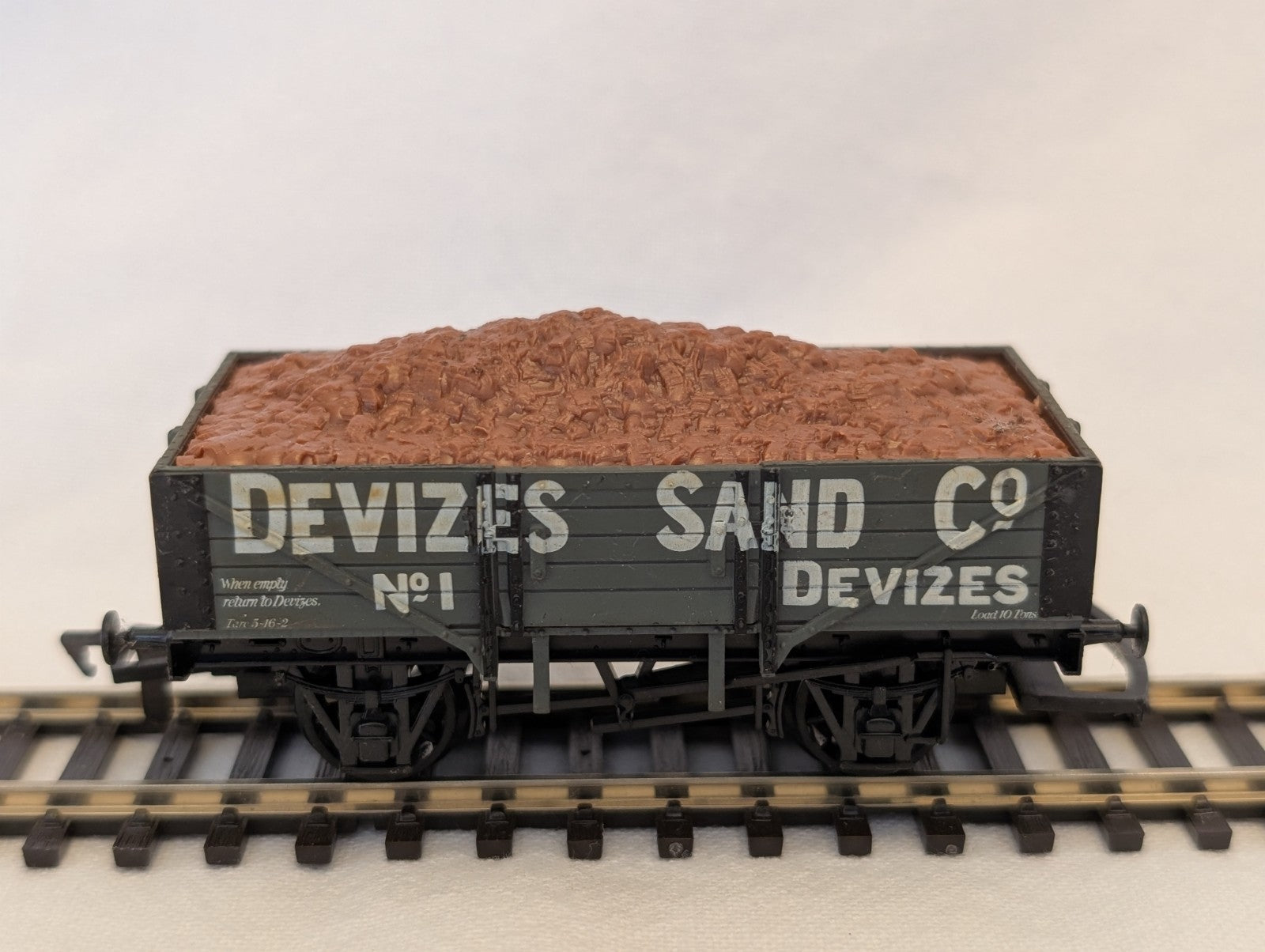 Airfix OO Gauge Devizes Sand Co 5 Plank Wagon Open Wagon 1 Devizes