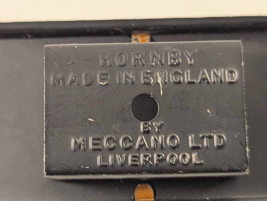 Hornby Dublo OO Gauge LNER Corridor Composite Coach Passenger Coach