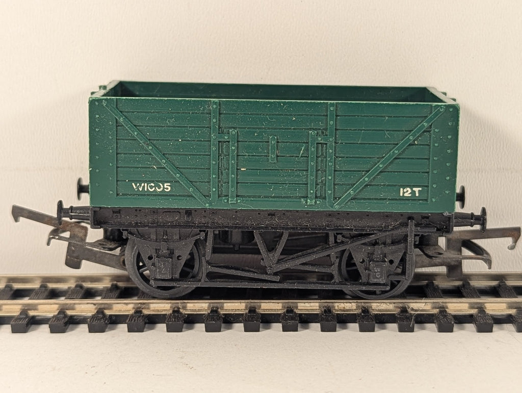 Tri-ang OO Gauge 5-Plank Open Wagon Goods Wagon W1005 Green