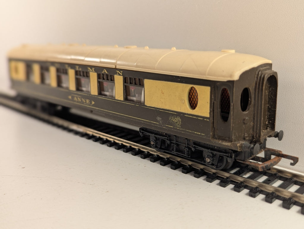 Tri-ang Hornby R228 OO Gauge Pullman Coach 'Anne'