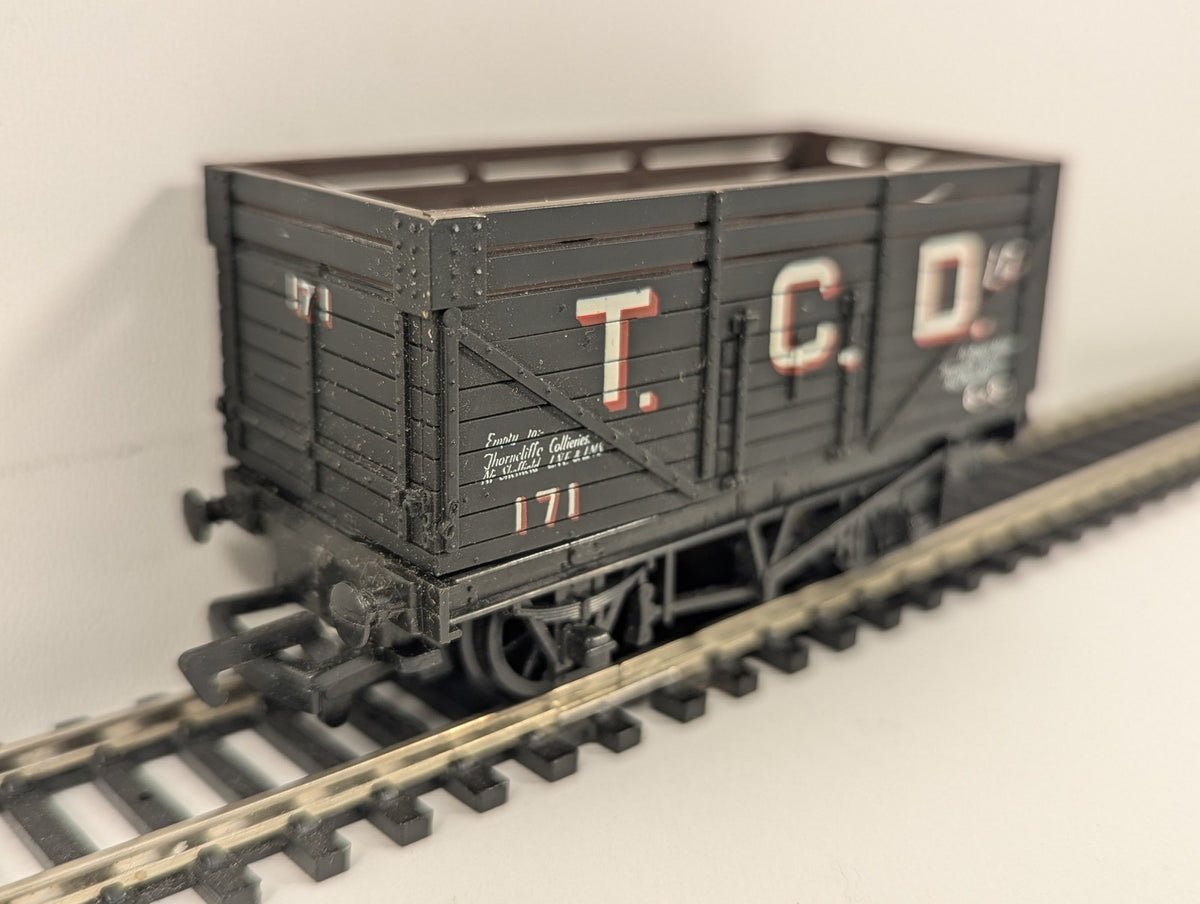 Mainline OO Gauge 7 Plank Wagon Goods Wagon 171 T.C.D. Ld. 37141
