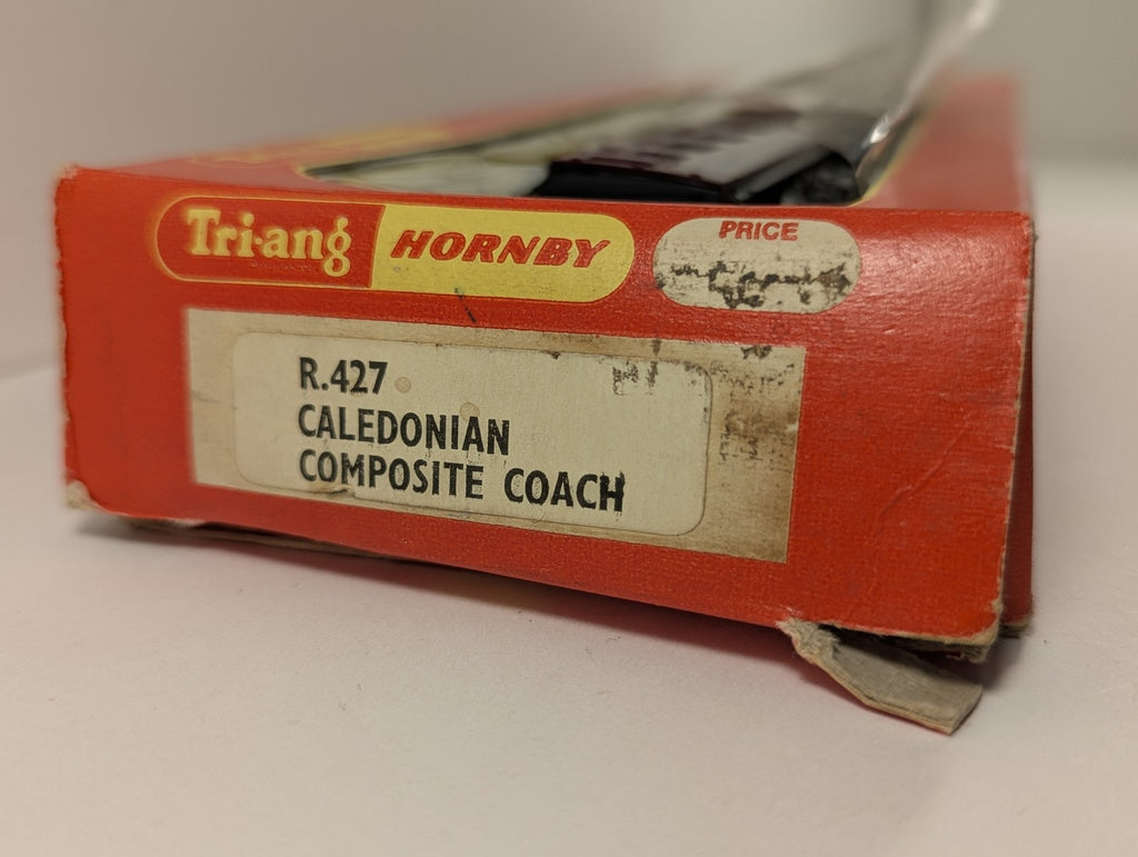 Tri-ang Hornby OO Gauge LMS Composite Coach Passenger Coach M16171 BR Maroon