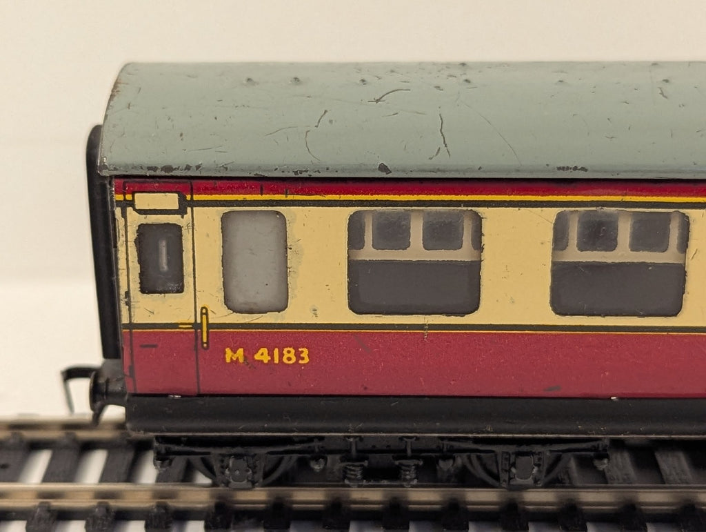 Hornby Dublo OO Gauge BR Corridor Composite Coach Passenger Coach M 4183