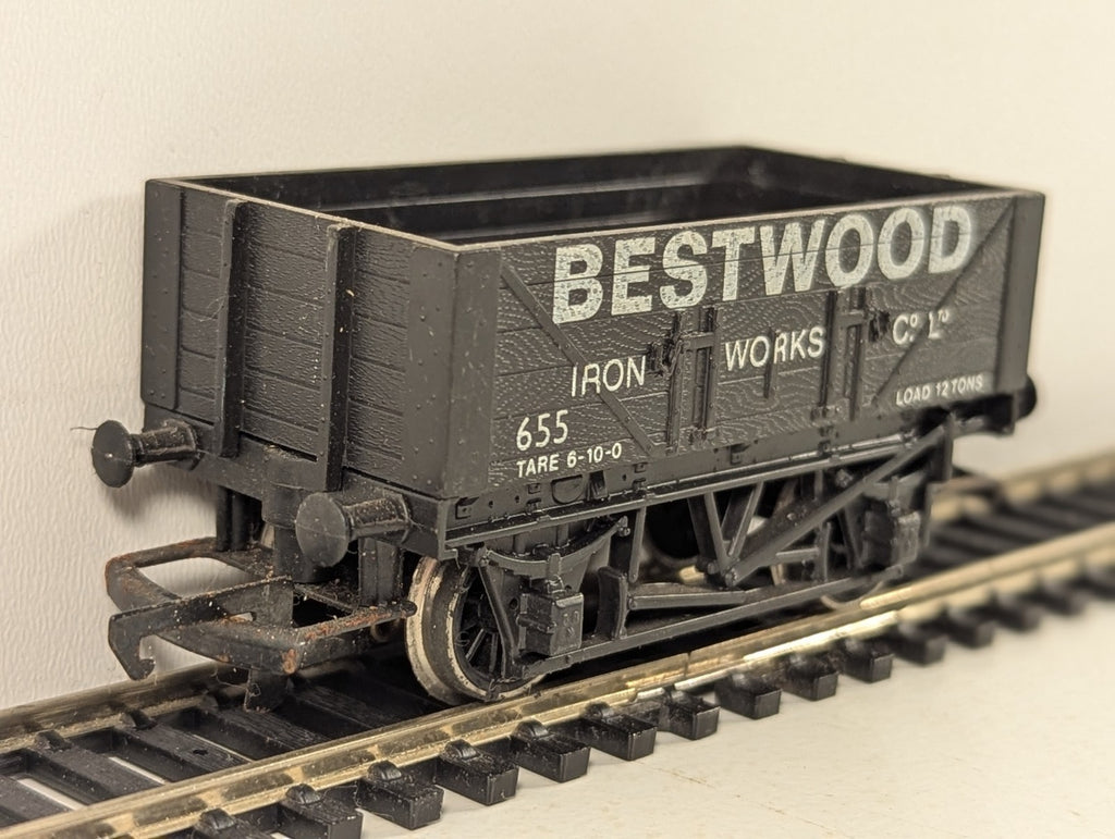 Hornby OO Gauge 7 Plank Open Wagon Bestwood Goods Wagon 655