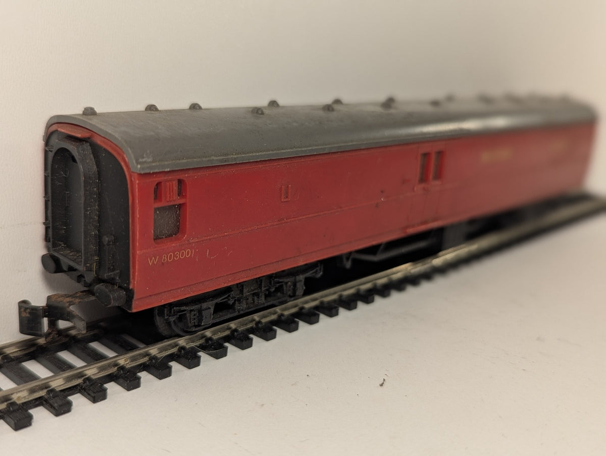 Playcraft HO Gauge BR Royal Mail Travelling Post Office Coach Passenger Coach