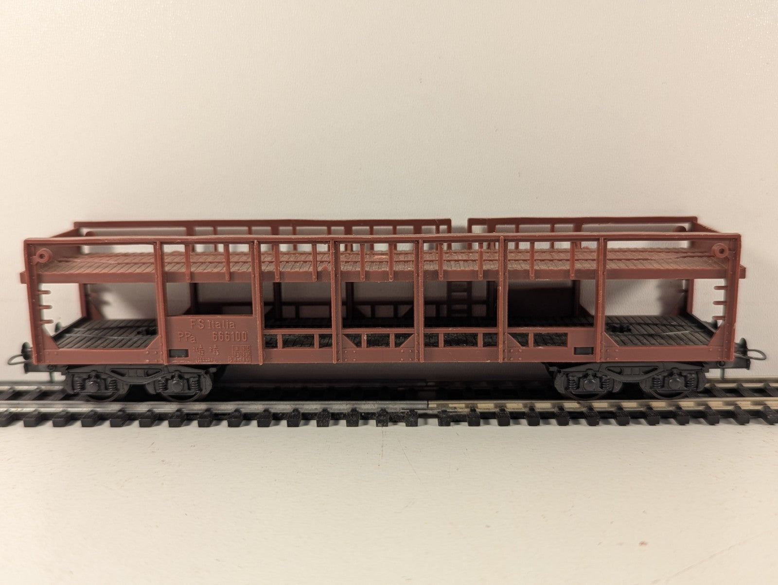 Lima HO Gauge FS Brown Car Transporter Wagon
