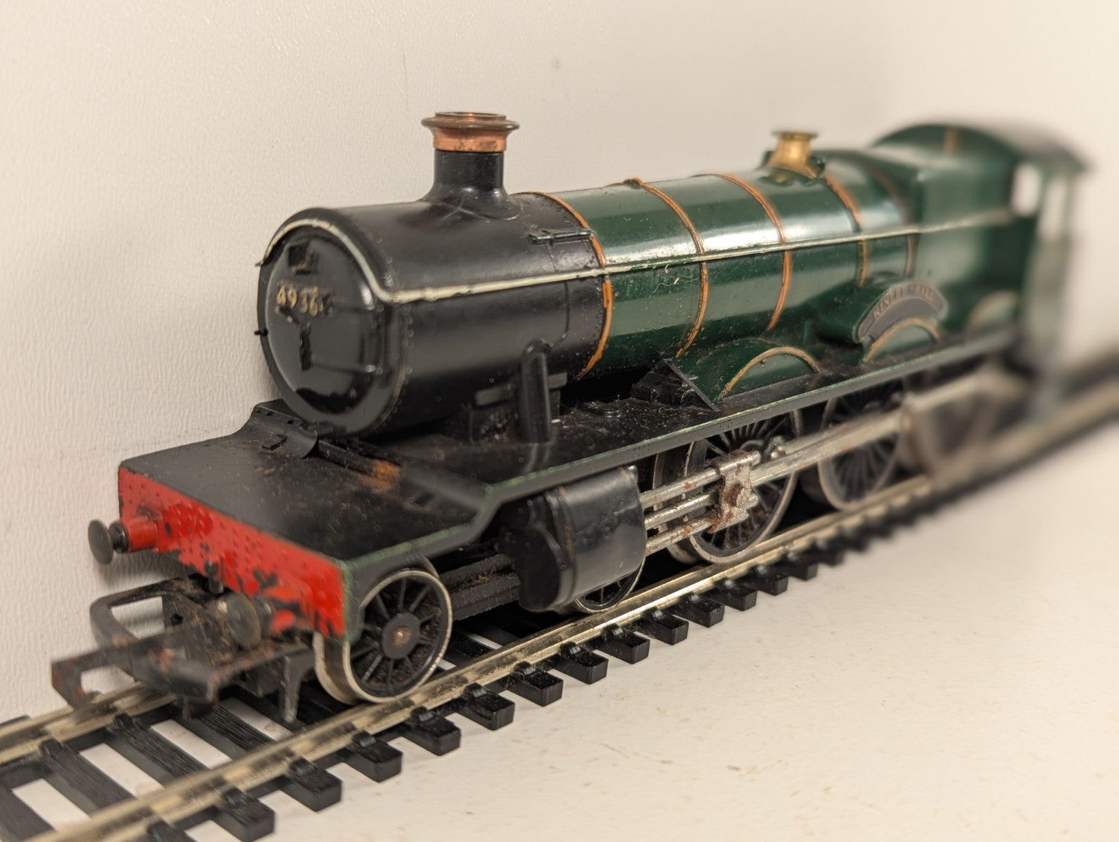 Hornby OO Gauge GWR Hall Class 'Kinlet Hall' Steam Locomotive 4936