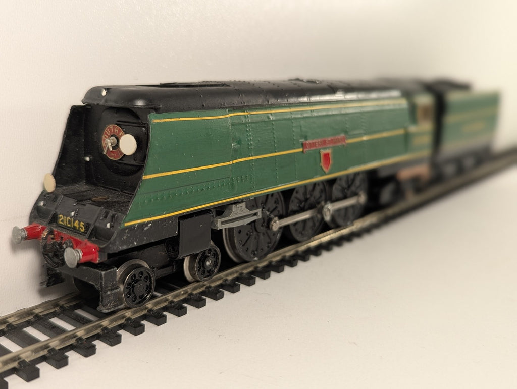 Triang OO Gauge Bulleid West Country Class 4-6-2 'Ottery St. Mary'