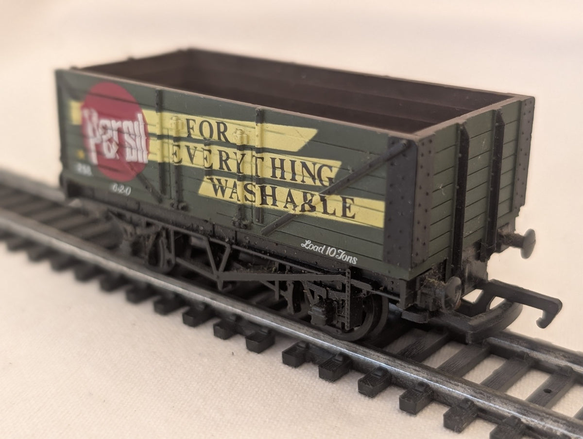 Mainline 37-128 OO Gauge 7 Plank Wagon “Persil”