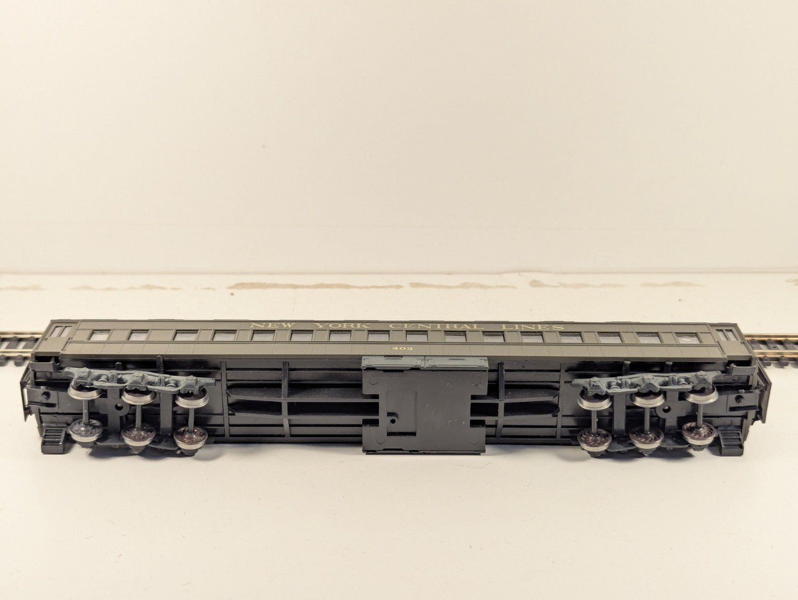 Athearn 1882 New York Central Standard Baggage Car  - Boxed - Missing Couplings