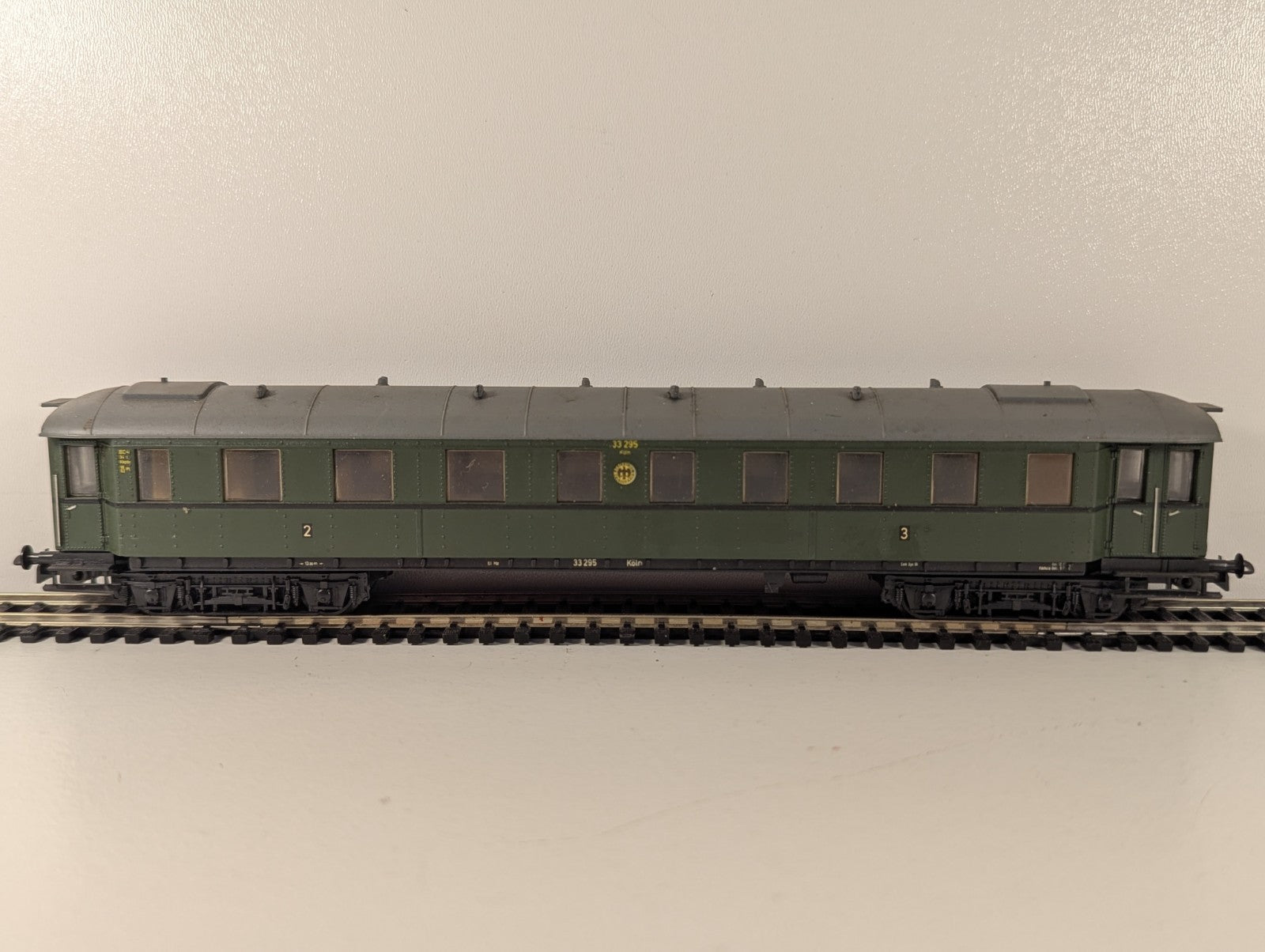 Liliput HO Gauge Passenger Coach