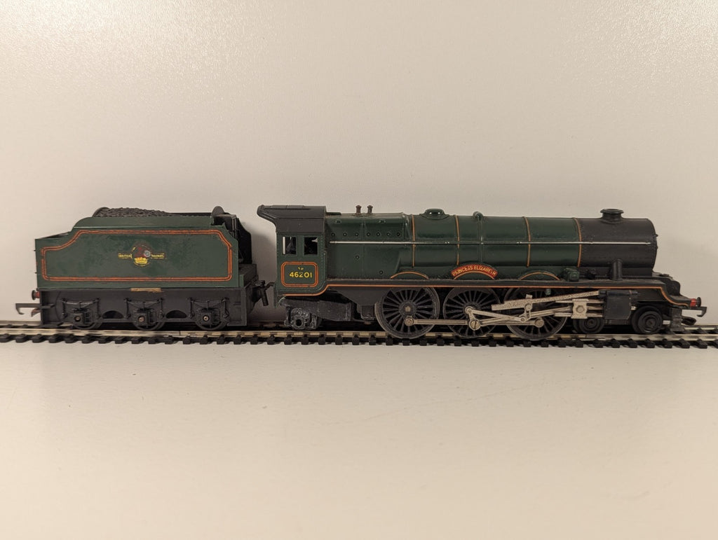 Tri-ang R386 OO Gauge LMS Coronation Class 46201 “Princess Elizabeth” – BR Green