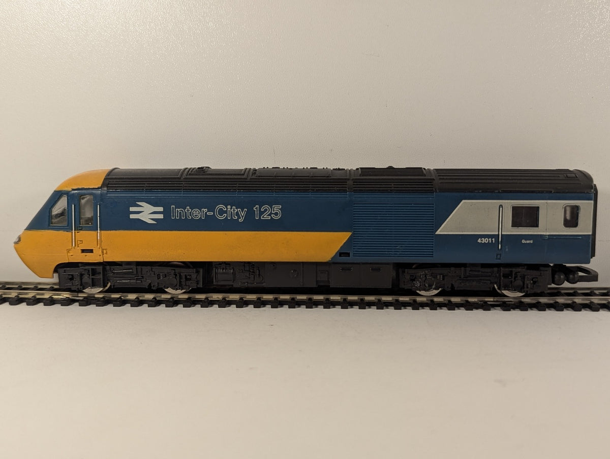 Hornby OO Gauge Class 43 HST Inter-City 125 Dummy Power Car Diesel Locomotive