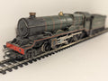 Hornby OO Gauge GWR King Class 4-6-0 'King Henry VIII' Locomotive 6013 GWR Green