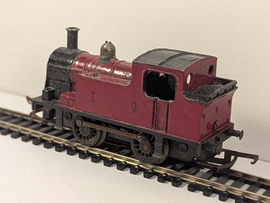 Tri-ang R355 OO Gauge Nellie 0-4-0 Industrial Tank – Repainted Spares/Repair