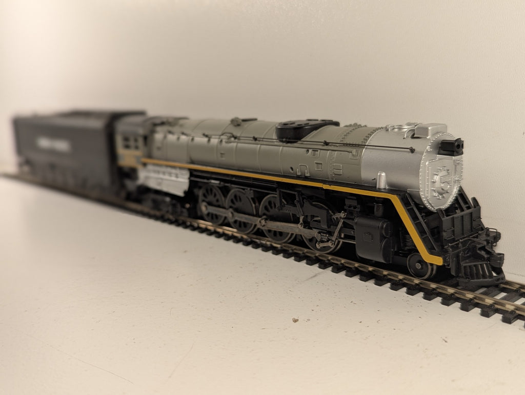 Bachmann HO Gauge 4-8-4 Northern Steam Locomotive 806