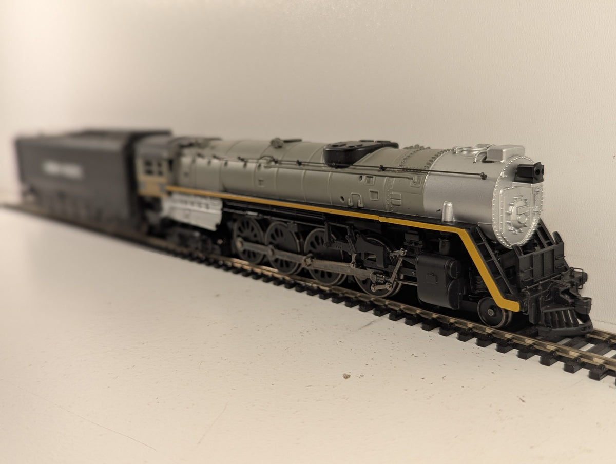 Bachmann HO Gauge 4-8-4 Northern Steam Locomotive 806