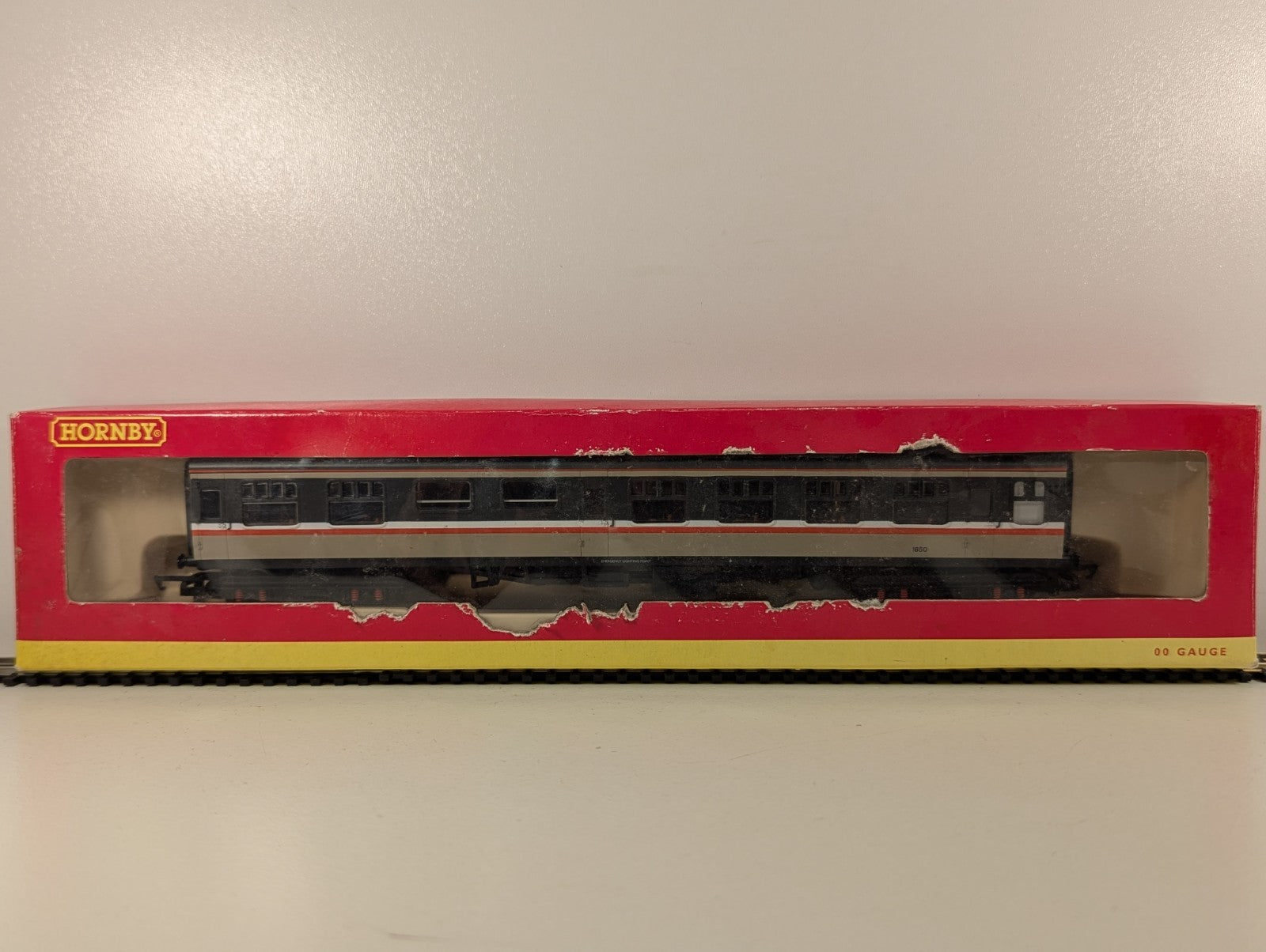 Hornby R426 BR Mk1 RMB Restaurant Miniature Buffet Coach