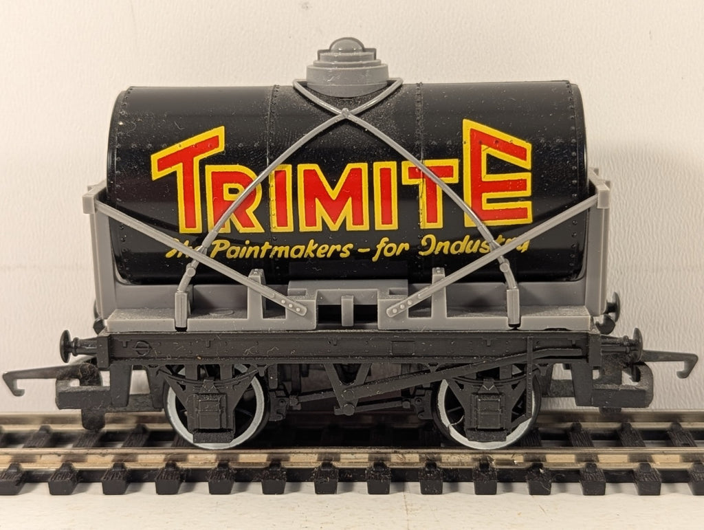 Hornby Railways OO Gauge Trimite Tank Wagon R.203