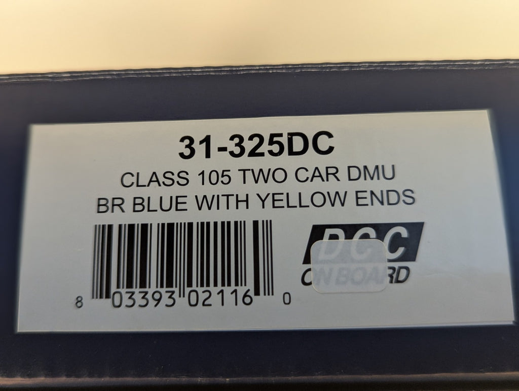 Bachmann Branchline 31-325DC BR Class 105 2-Car DMU DCC Ready OO Gauge - Boxed