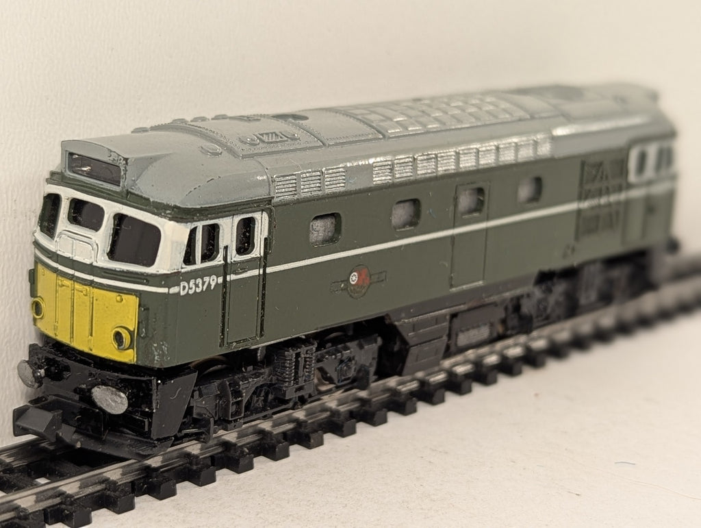 Kato N Gauge Class 27 Locomotive D5379 BR Green