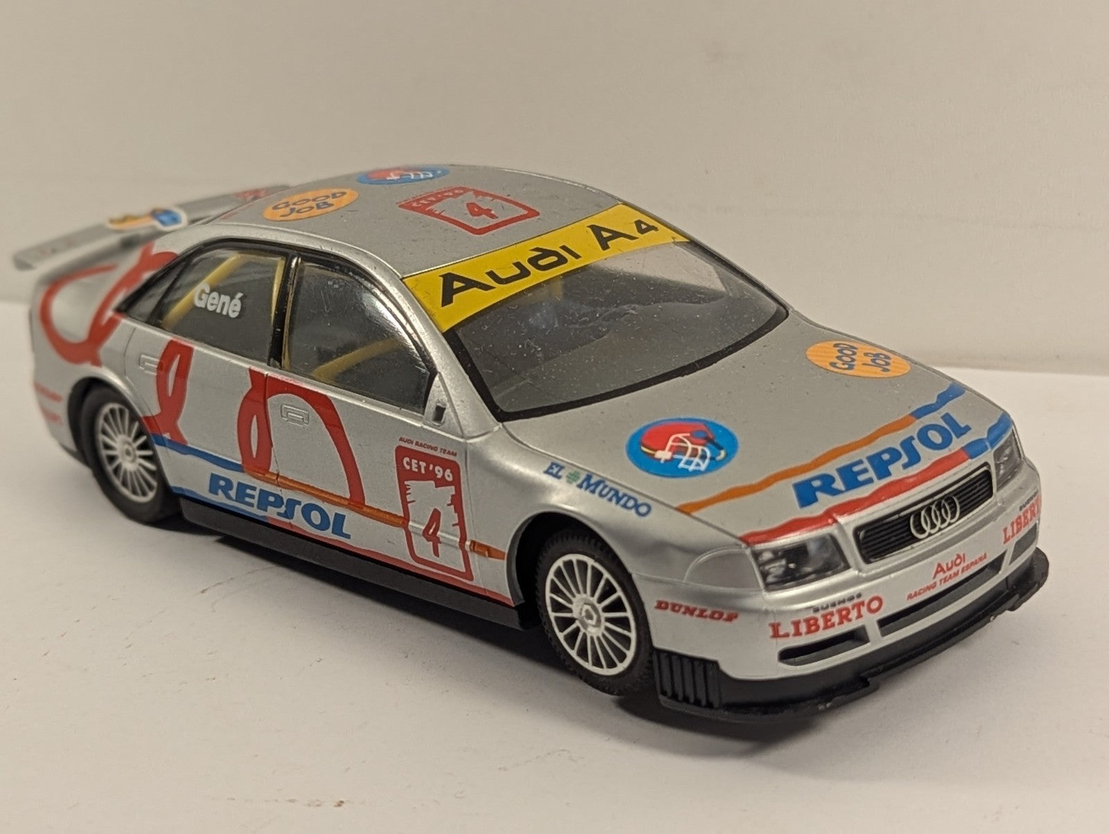 Scalextric C2034 Audi A4 Quattro "Repsol"
