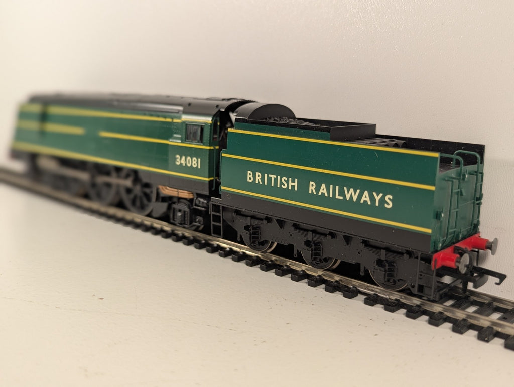 Hornby R2220 Battle of Britain Class Steam Locomotive