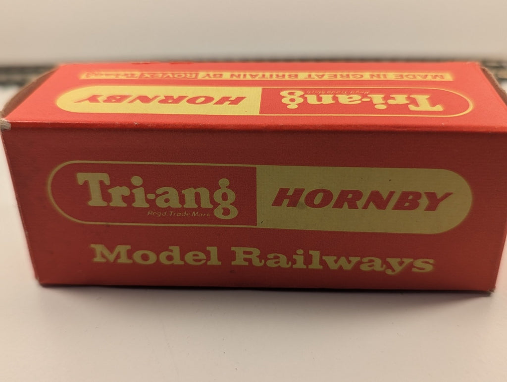 Tri-ang Hornby OO Gauge R17 BR Bolster Wagon B913011