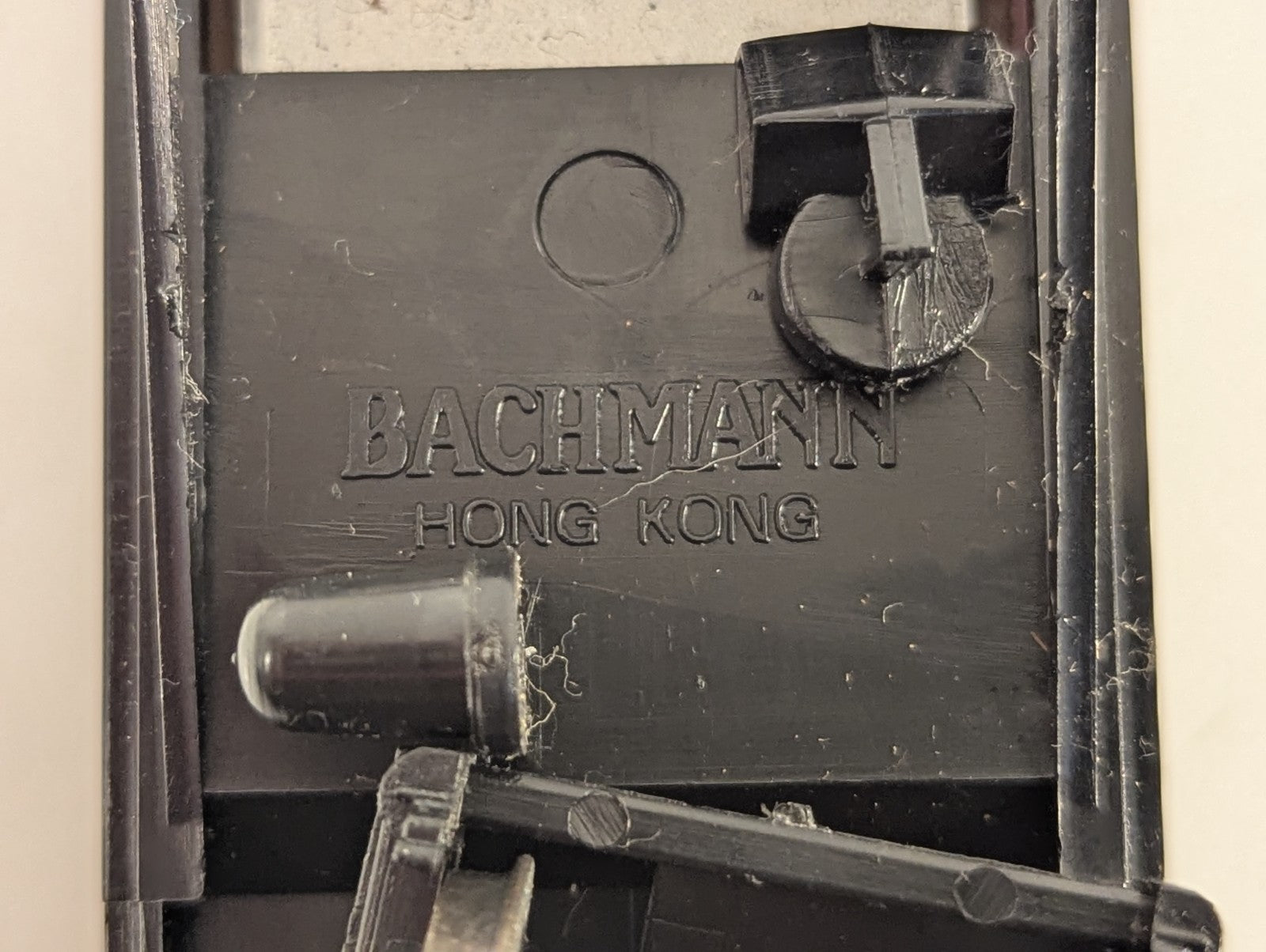 Bachmann OO Gauge LMS 3rd Class Corridor Brake Coach Maroon